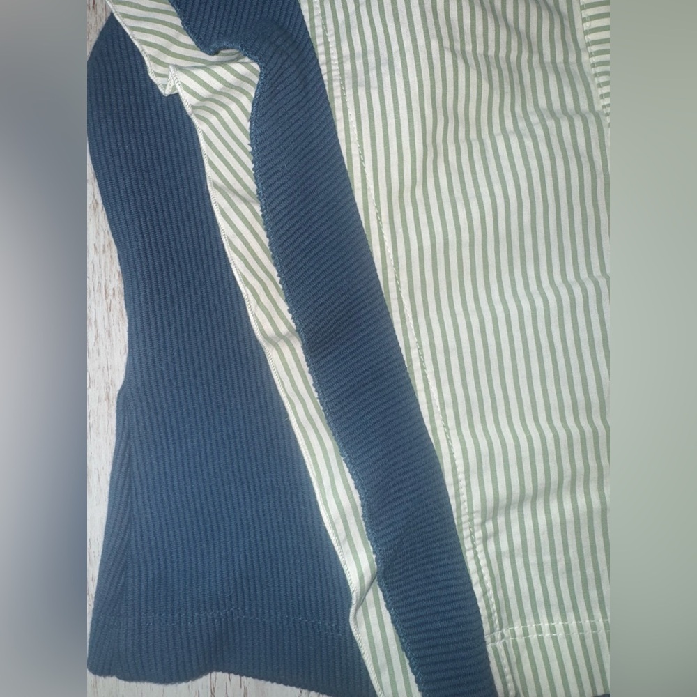 Anthropologie Ribbed Ruffle Button Down Back Top S - Picture 4 of 10